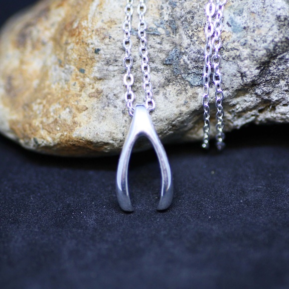 Small Wishbone Good Luck Pendant Sterling Silver 925 made in Canada - Picture 5 of 7